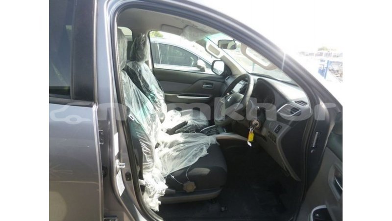 Big with watermark mitsubishi i bumthang import dubai 2816