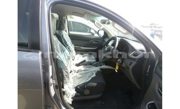 Buy Import Mitsubishi i Other Car in Import - Dubai in Bumthang Buy Import Mitsubishi i Other Car in Import - Dubai in Bumthang