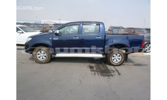 Buy Import Toyota Hilux Blue Car in Import - Dubai in Bumthang Buy Import Toyota Hilux Blue Car in Import - Dubai in Bumthang