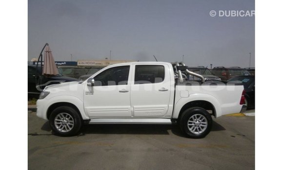 Buy Import Toyota Hilux White Car in Import - Dubai in Bumthang Buy Import Toyota Hilux White Car in Import - Dubai in Bumthang