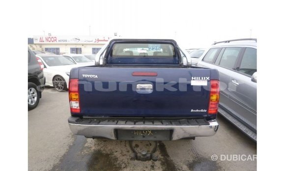 Buy Import Toyota Hilux Blue Car in Import - Dubai in Bumthang Buy Import Toyota Hilux Blue Car in Import - Dubai in Bumthang
