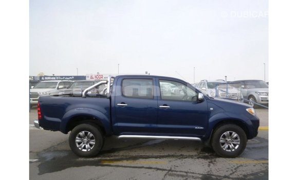 Buy Import Toyota Hilux Blue Car in Import - Dubai in Bumthang Buy Import Toyota Hilux Blue Car in Import - Dubai in Bumthang