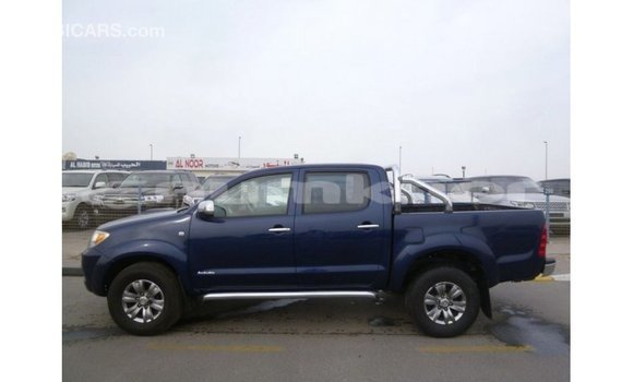 Buy Import Toyota Hilux Blue Car in Import - Dubai in Bumthang Buy Import Toyota Hilux Blue Car in Import - Dubai in Bumthang
