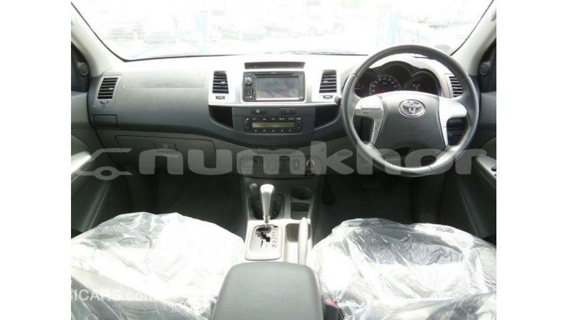 Big with watermark toyota hilux bumthang import dubai 2823