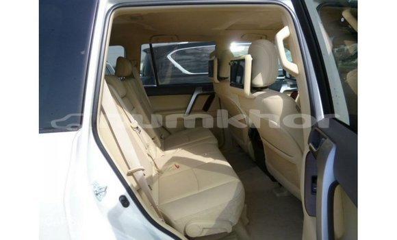 Buy Import Toyota Prado White Car in Import - Dubai in Bumthang Buy Import Toyota Prado White Car in Import - Dubai in Bumthang