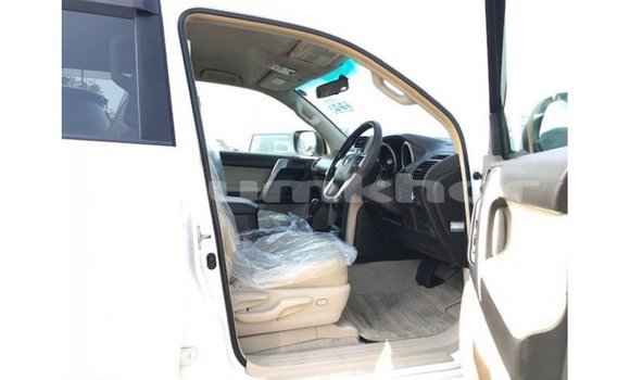 Buy Import Toyota Prado White Car in Import - Dubai in Bumthang Buy Import Toyota Prado White Car in Import - Dubai in Bumthang