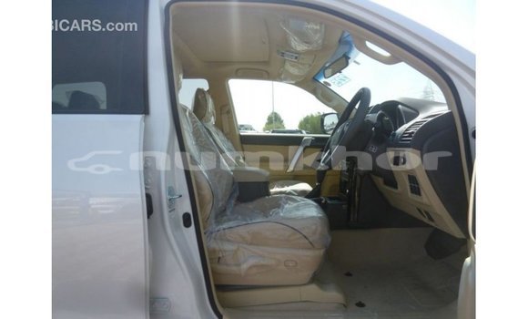 Buy Import Toyota Prado White Car in Import - Dubai in Bumthang Buy Import Toyota Prado White Car in Import - Dubai in Bumthang