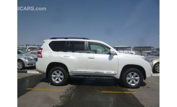 Buy Import Toyota Prado White Car in Import - Dubai in Bumthang Buy Import Toyota Prado White Car in Import - Dubai in Bumthang