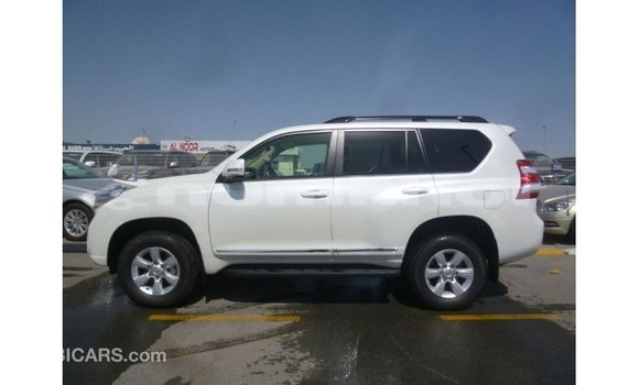 Buy Import Toyota Prado White Car in Import - Dubai in Bumthang Buy Import Toyota Prado White Car in Import - Dubai in Bumthang