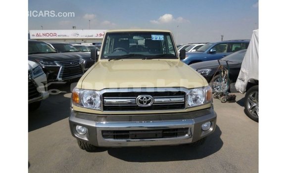 Buy Import Toyota Land Cruiser Beige Car in Import - Dubai in Bumthang Buy Import Toyota Land Cruiser Beige Car in Import - Dubai in Bumthang