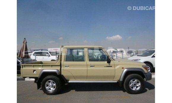 Buy Import Toyota Land Cruiser Beige Car in Import - Dubai in Bumthang Buy Import Toyota Land Cruiser Beige Car in Import - Dubai in Bumthang