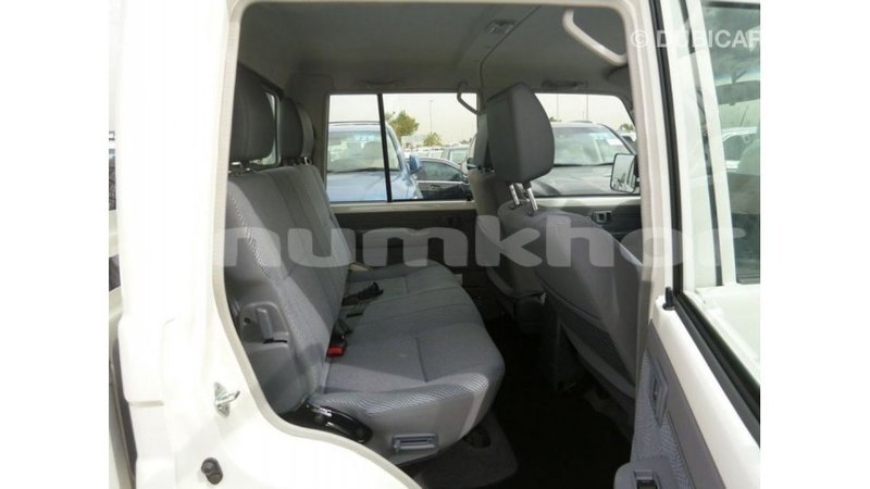 Big with watermark toyota land cruiser bumthang import dubai 2848