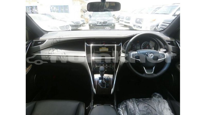 Big with watermark toyota harrier bumthang import dubai 2853