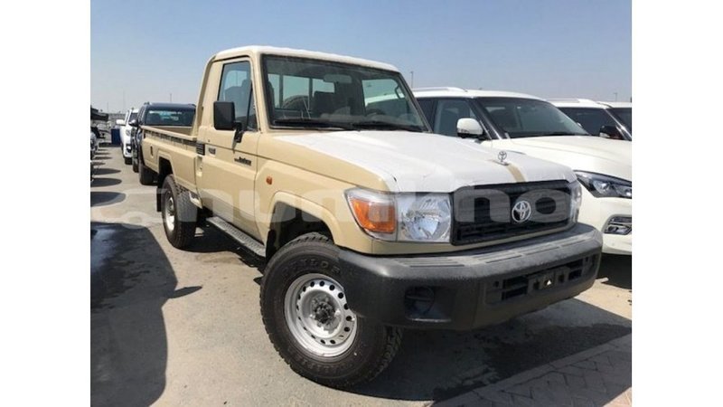 Big with watermark toyota land cruiser bumthang import dubai 2854