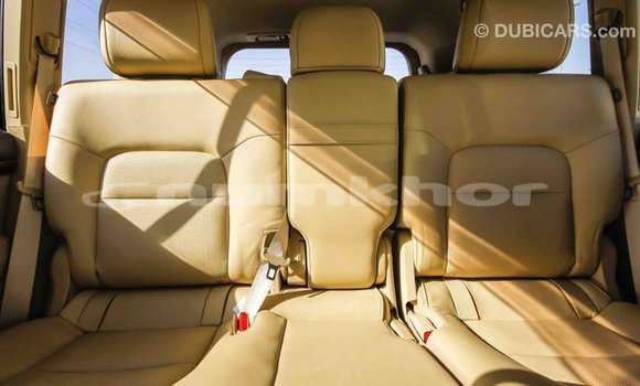Buy Import Toyota Land Cruiser White Car in Import - Dubai in Bumthang Buy Import Toyota Land Cruiser White Car in Import - Dubai in Bumthang
