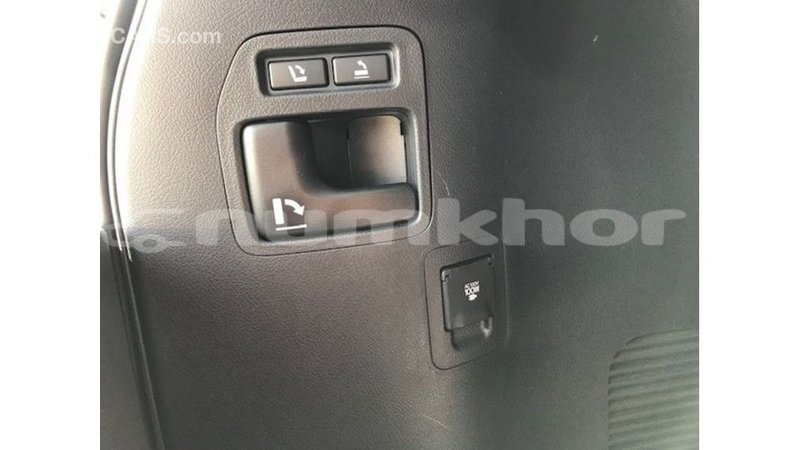 Big with watermark toyota land cruiser bumthang import dubai 2858