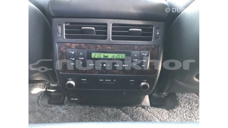 Big with watermark toyota land cruiser bumthang import dubai 2858