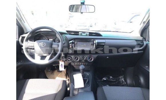 Buy Import Toyota Hilux Other Car in Import - Dubai in Bumthang Buy Import Toyota Hilux Other Car in Import - Dubai in Bumthang