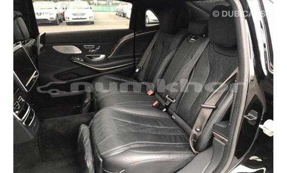Buy Import Mercedes-Benz 190 Black Car in Import - Dubai in Bumthang Buy Import Mercedes-Benz 190 Black Car in Import - Dubai in Bumthang