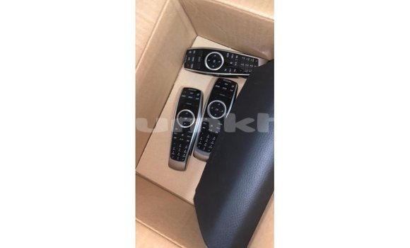 Buy Import Mercedes-Benz 190 Black Car in Import - Dubai in Bumthang Buy Import Mercedes-Benz 190 Black Car in Import - Dubai in Bumthang