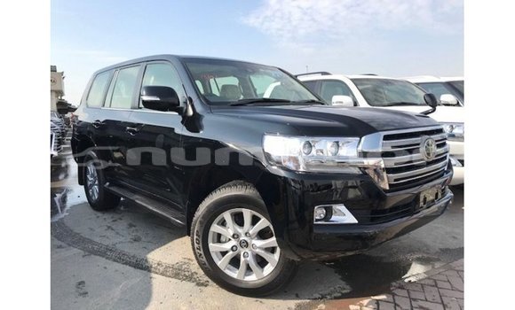 Buy Import Toyota Land Cruiser Black Car in Import - Dubai in Bumthang Buy Import Toyota Land Cruiser Black Car in Import - Dubai in Bumthang