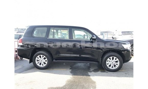 Buy Import Toyota Land Cruiser Black Car in Import - Dubai in Bumthang Buy Import Toyota Land Cruiser Black Car in Import - Dubai in Bumthang
