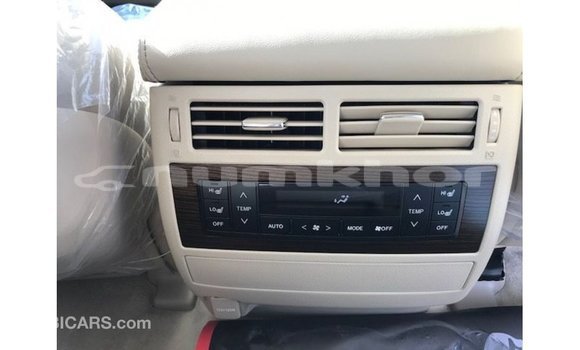 Buy Import Toyota Land Cruiser Black Car in Import - Dubai in Bumthang Buy Import Toyota Land Cruiser Black Car in Import - Dubai in Bumthang