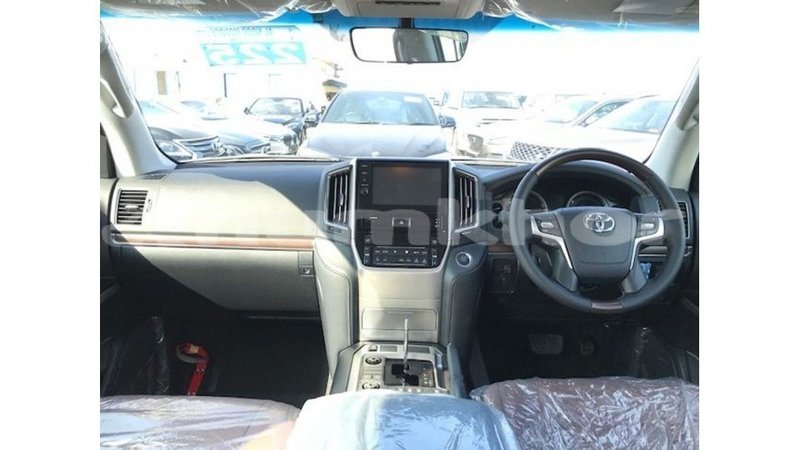 Big with watermark toyota land cruiser bumthang import dubai 2867