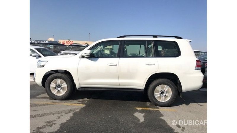 Big with watermark toyota land cruiser bumthang import dubai 2867