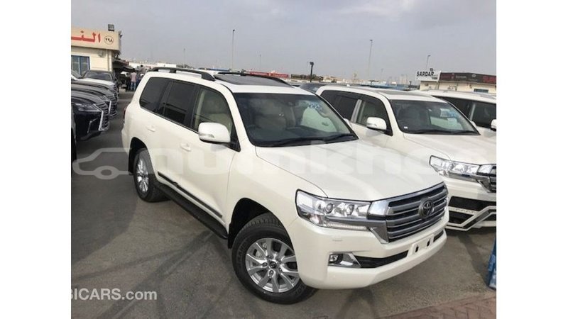 Big with watermark toyota land cruiser bumthang import dubai 2868