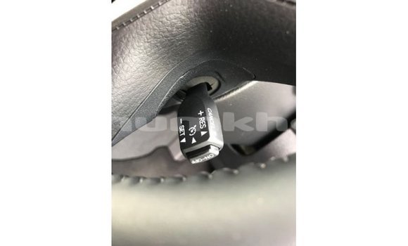 Buy Import Toyota Land Cruiser White Car in Import - Dubai in Bumthang Buy Import Toyota Land Cruiser White Car in Import - Dubai in Bumthang