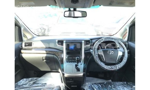 Buy Import Toyota Vellfire White Car in Import - Dubai in Bumthang Buy Import Toyota Vellfire White Car in Import - Dubai in Bumthang