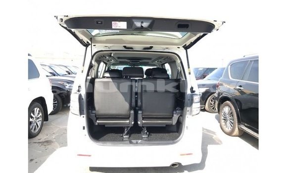 Buy Import Toyota Vellfire White Car in Import - Dubai in Bumthang Buy Import Toyota Vellfire White Car in Import - Dubai in Bumthang
