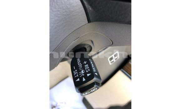 Buy Import Toyota Land Cruiser White Car in Import - Dubai in Bumthang Buy Import Toyota Land Cruiser White Car in Import - Dubai in Bumthang