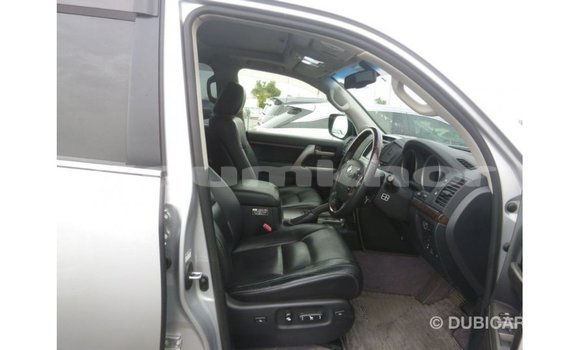 Buy Import Toyota Land Cruiser Other Car in Import - Dubai in Bumthang Buy Import Toyota Land Cruiser Other Car in Import - Dubai in Bumthang