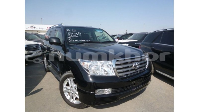 Big with watermark toyota land cruiser bumthang import dubai 2879