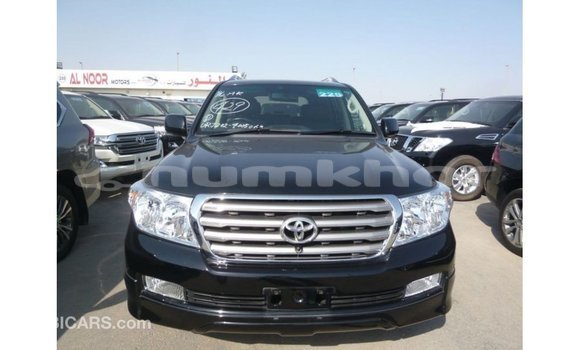 Buy Import Toyota Land Cruiser Black Car in Import - Dubai in Bumthang Buy Import Toyota Land Cruiser Black Car in Import - Dubai in Bumthang