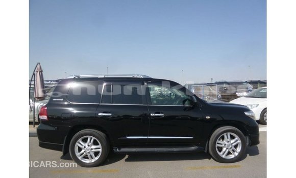Buy Import Toyota Land Cruiser Black Car in Import - Dubai in Bumthang Buy Import Toyota Land Cruiser Black Car in Import - Dubai in Bumthang