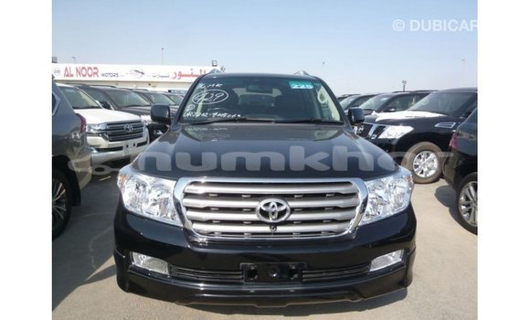 Buy Import Toyota Land Cruiser Black Car in Import - Dubai in Bumthang Buy Import Toyota Land Cruiser Black Car in Import - Dubai in Bumthang