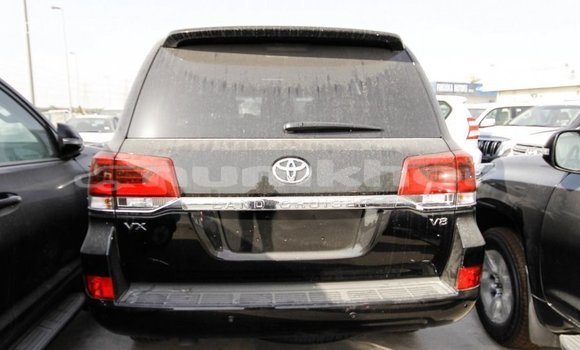 Buy Import Toyota Land Cruiser Black Car in Import - Dubai in Bumthang Buy Import Toyota Land Cruiser Black Car in Import - Dubai in Bumthang