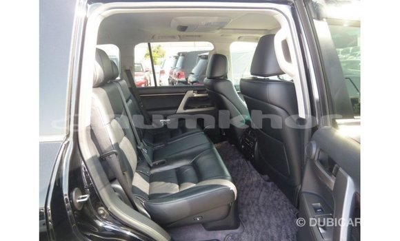 Buy Import Toyota Land Cruiser Black Car in Import - Dubai in Bumthang Buy Import Toyota Land Cruiser Black Car in Import - Dubai in Bumthang