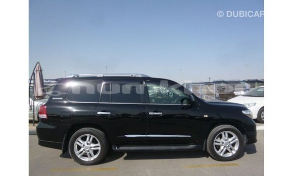 Buy Import Toyota Land Cruiser Black Car in Import - Dubai in Bumthang Buy Import Toyota Land Cruiser Black Car in Import - Dubai in Bumthang