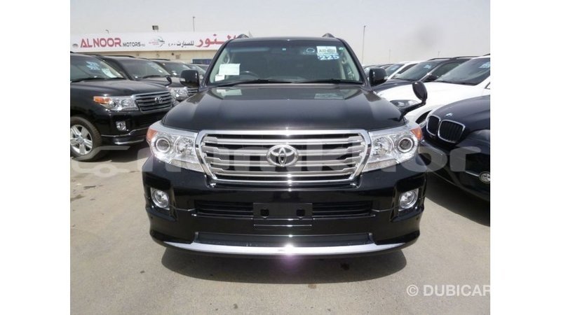 Big with watermark toyota land cruiser bumthang import dubai 2882