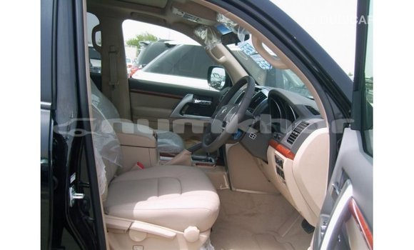 Buy Import Toyota Land Cruiser Black Car in Import - Dubai in Bumthang Buy Import Toyota Land Cruiser Black Car in Import - Dubai in Bumthang