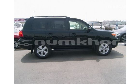 Buy Import Toyota Land Cruiser Black Car in Import - Dubai in Bumthang Buy Import Toyota Land Cruiser Black Car in Import - Dubai in Bumthang