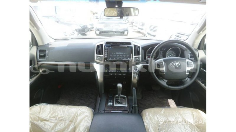 Big with watermark toyota land cruiser bumthang import dubai 2886