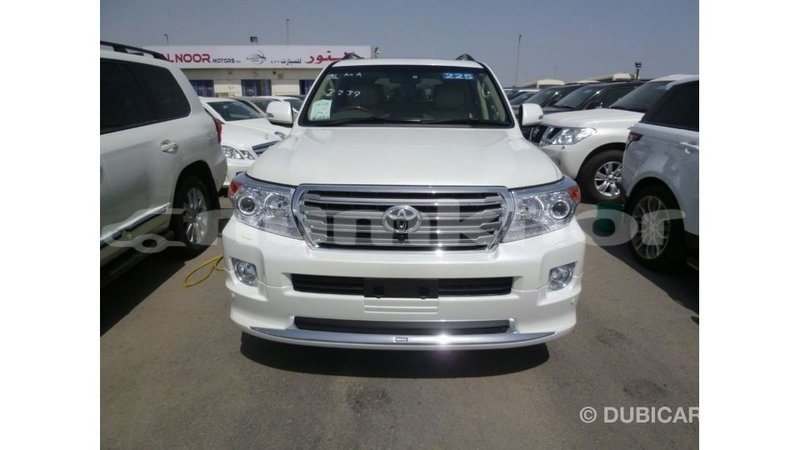 Big with watermark toyota land cruiser bumthang import dubai 2889