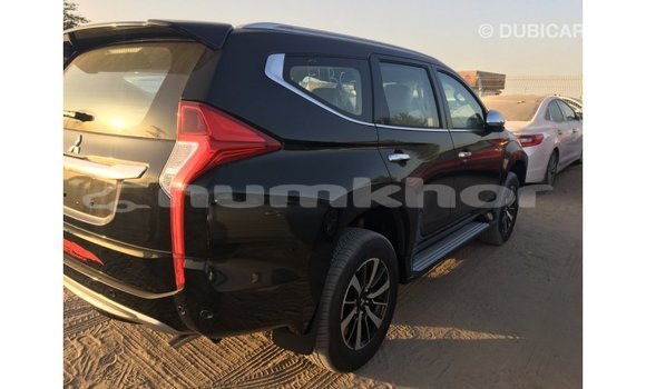 Buy Import Mitsubishi Montero Black Car in Import - Dubai in Bumthang