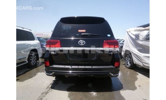 Buy Import Toyota Land Cruiser Black Car in Import - Dubai in Bumthang Buy Import Toyota Land Cruiser Black Car in Import - Dubai in Bumthang