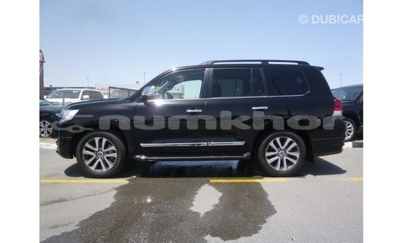 Buy Import Toyota Land Cruiser Black Car in Import - Dubai in Bumthang Buy Import Toyota Land Cruiser Black Car in Import - Dubai in Bumthang